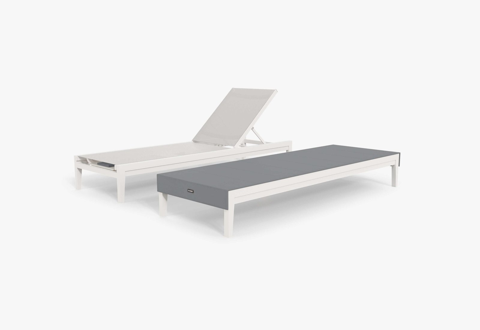 Minimal Outdoor Chaise Lounge